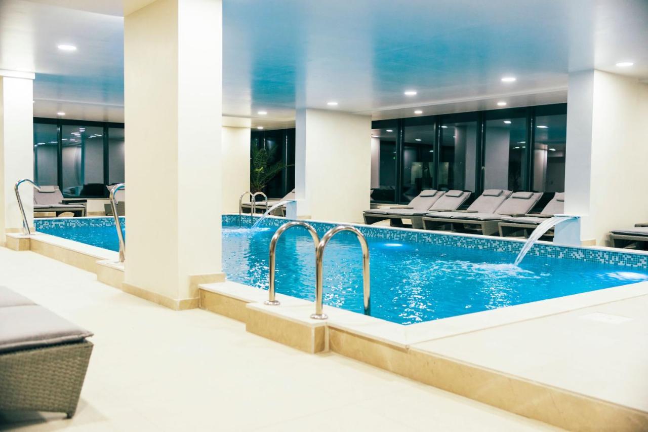 Excentric Apartament & Sea View By Alezzi Navodari Ngoại thất bức ảnh